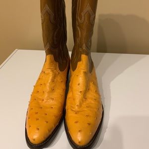 Men’s size 9.5D, Tony Lama Ostrich cowboy boots